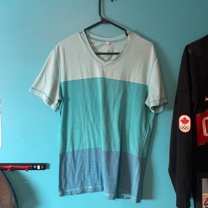 Blue striped Lululemon large men’s tee shirt